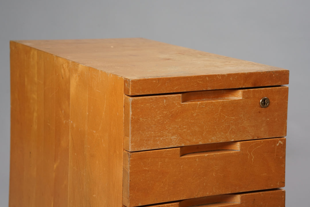 Laatikosto malli HB96, Alvar Aalto, Artek, 1900-luvun puoliväli