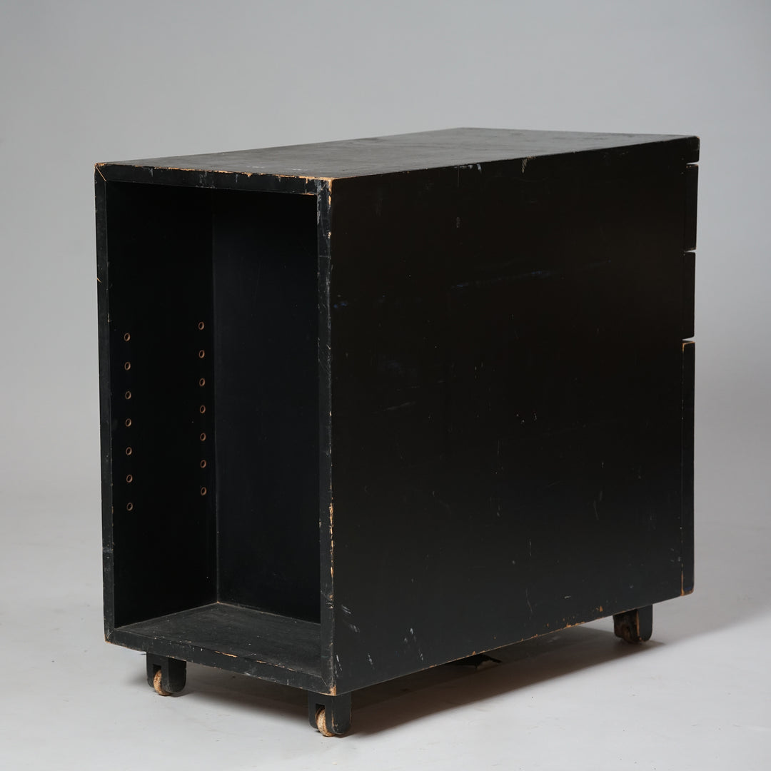 Model HB96 chest of drawers, Alvar Aalto, Oy Huonekalu- ja Rakennustyötehdas AB, 1930/1940s