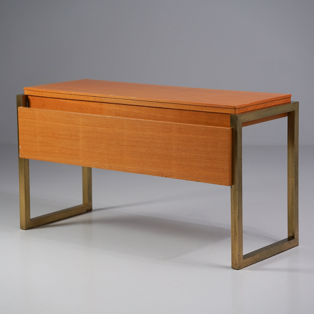 Työpöytä (4kpl), Arkkitehtitoimisto Veikko Voutilainen, 1965