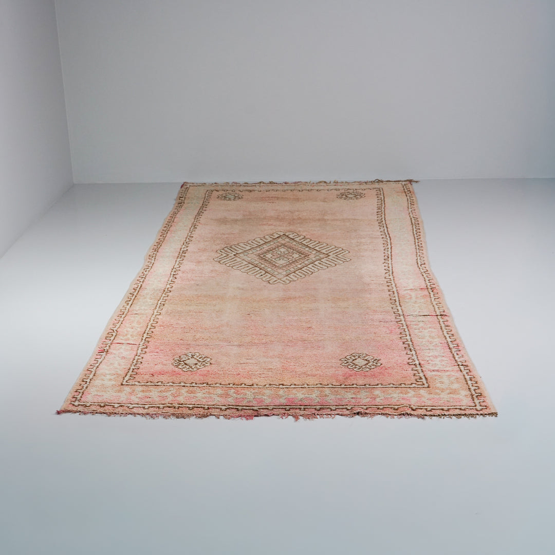 Moroccan vintage rug