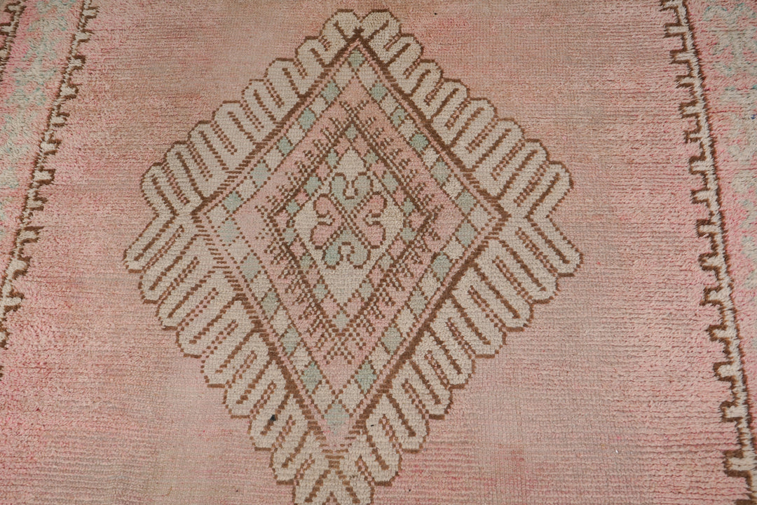 Moroccan vintage rug