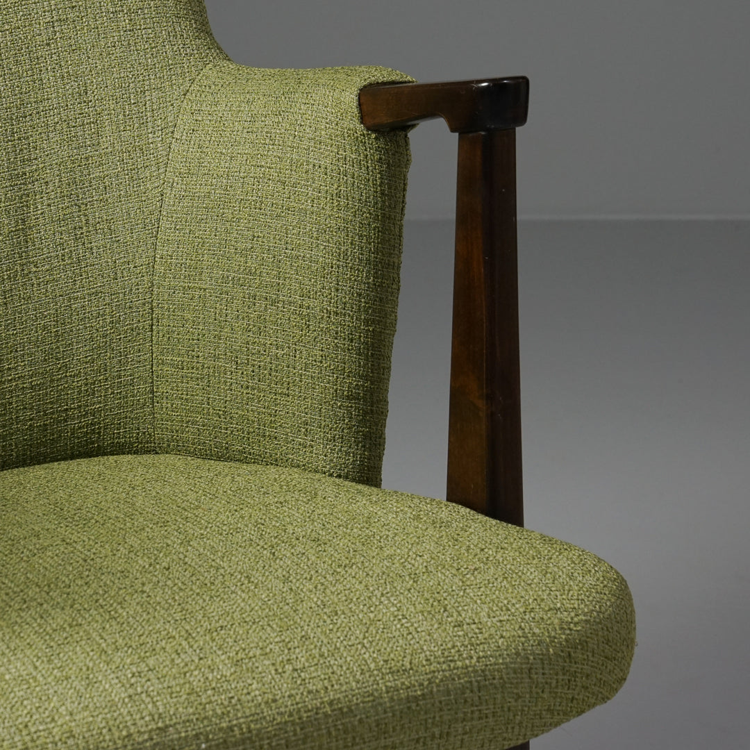 Model "Kabinetti" armchair, Olof Ottelin, Oy Stockmann Ab, Keravan puusepäntehdas, Mid-20th Century 