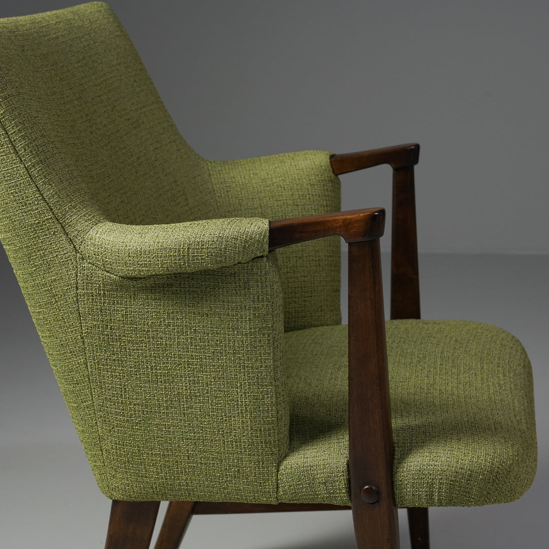 Model "Kabinetti" armchair, Olof Ottelin, Oy Stockmann Ab, Keravan puusepäntehdas, Mid-20th Century 