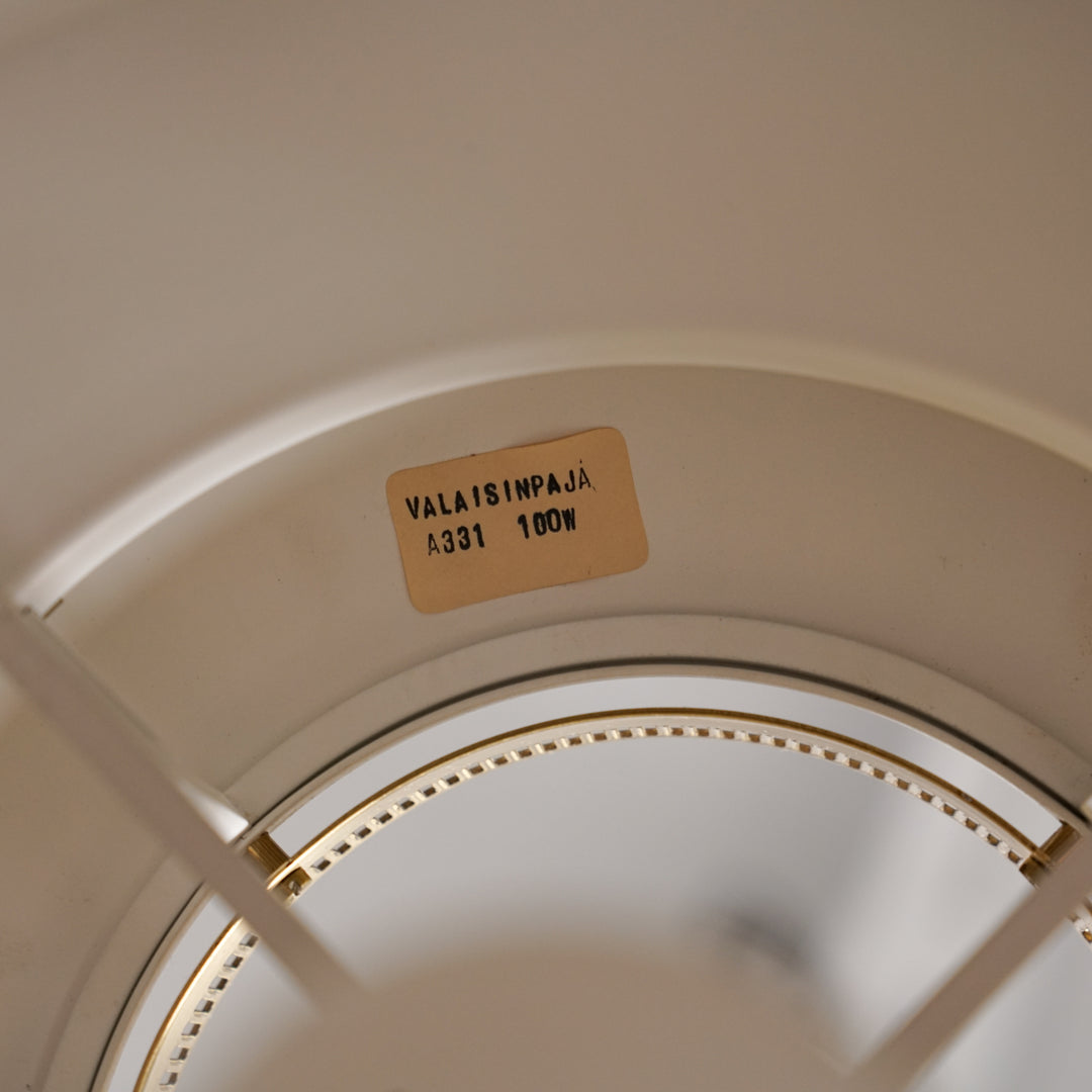 Malli A331 "Mehiläispesä" kattovalaisin, Alvar Aalto, Valaisinpaja, 1900-luvun puoliväli