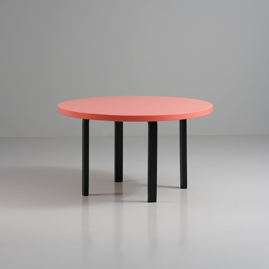 Round table, Alvar Aalto, Artek, 1950/1960s