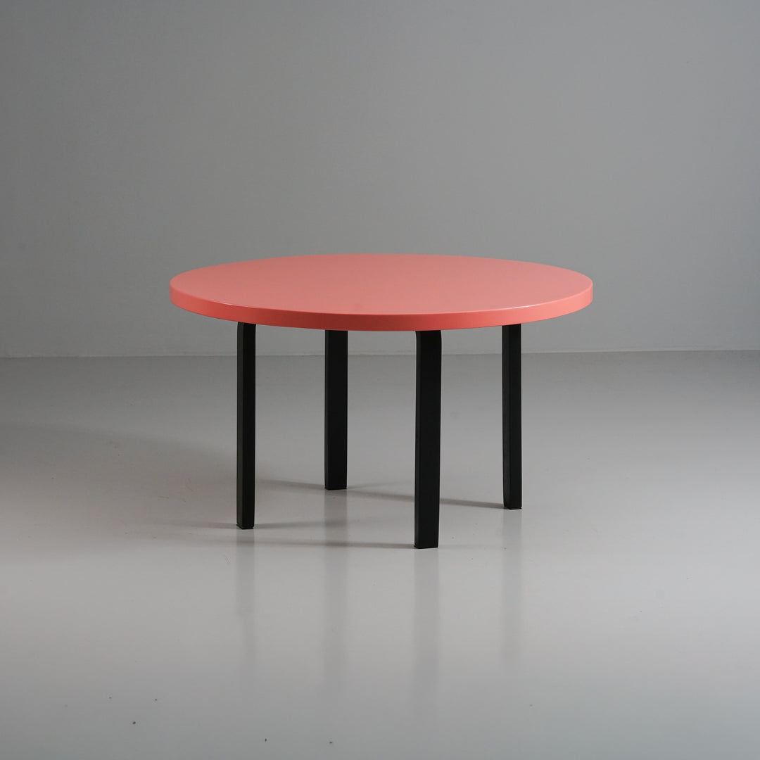 Round table, Alvar Aalto, Artek, 1950/1960s