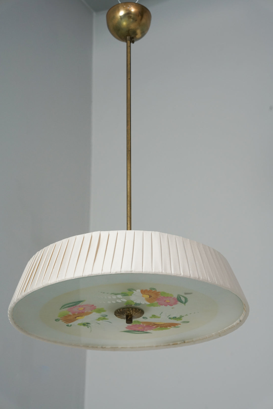 Hand-painted pendant, Gunnel Nyman, Idman, 1950s