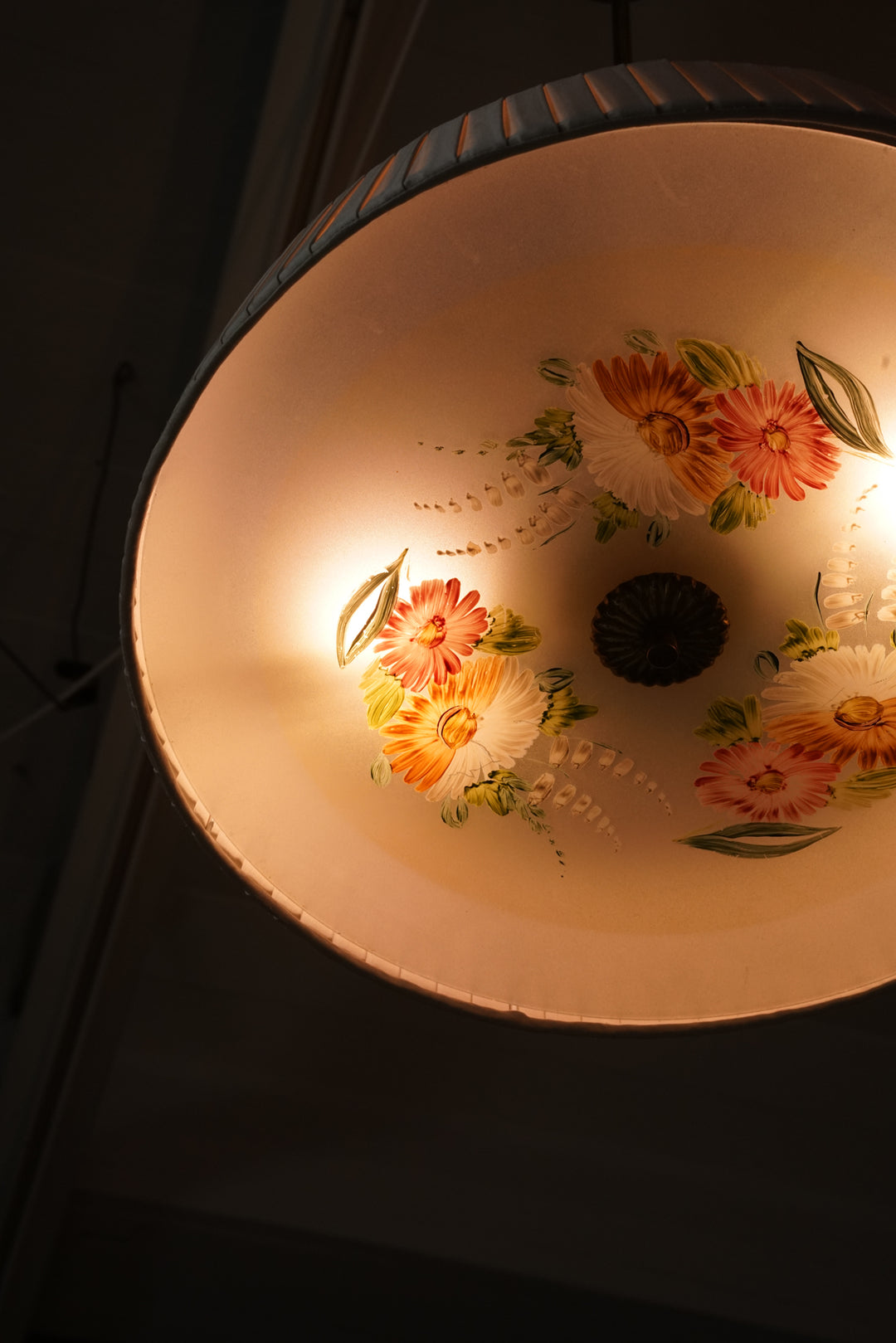 Hand-painted pendant, Gunnel Nyman, Idman, 1950s