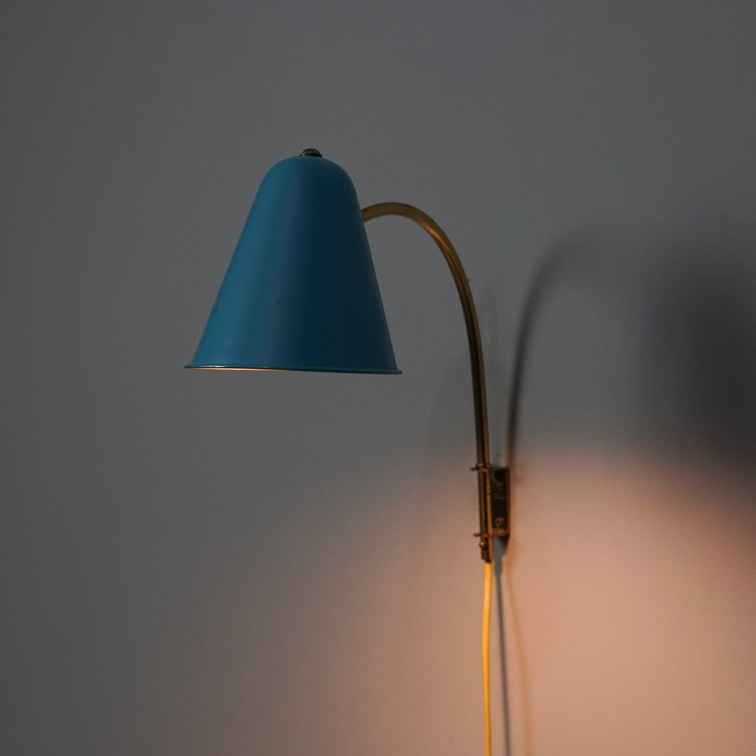 Model 71030 Wall lamp, Paavo Tynell, Idman, 1960s