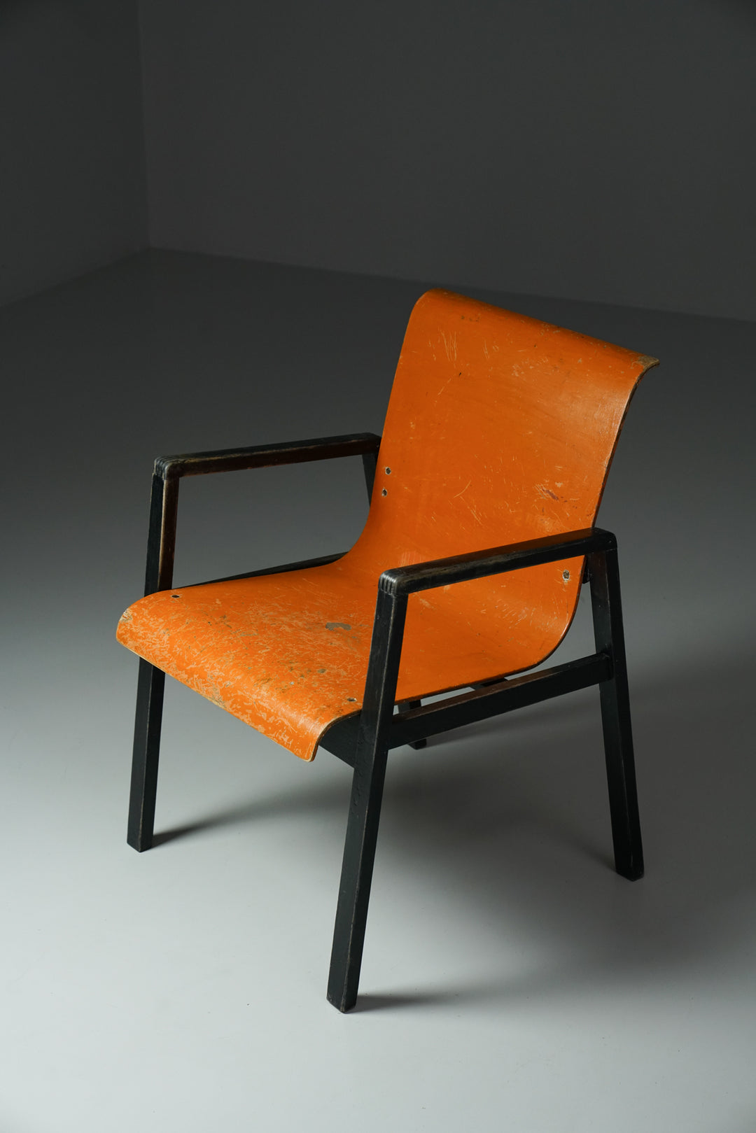 Varhainen malli 51/403 käytävä tuoli, Alvar Aalto, 30-luku