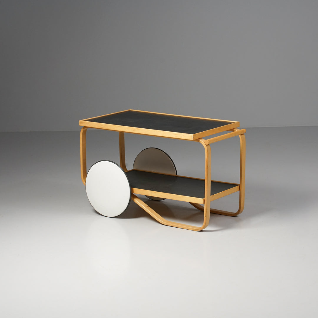 Malli 901 tarjoiluvaunu, Alvar Aalto, Artek, 1900-luvun puoliväli