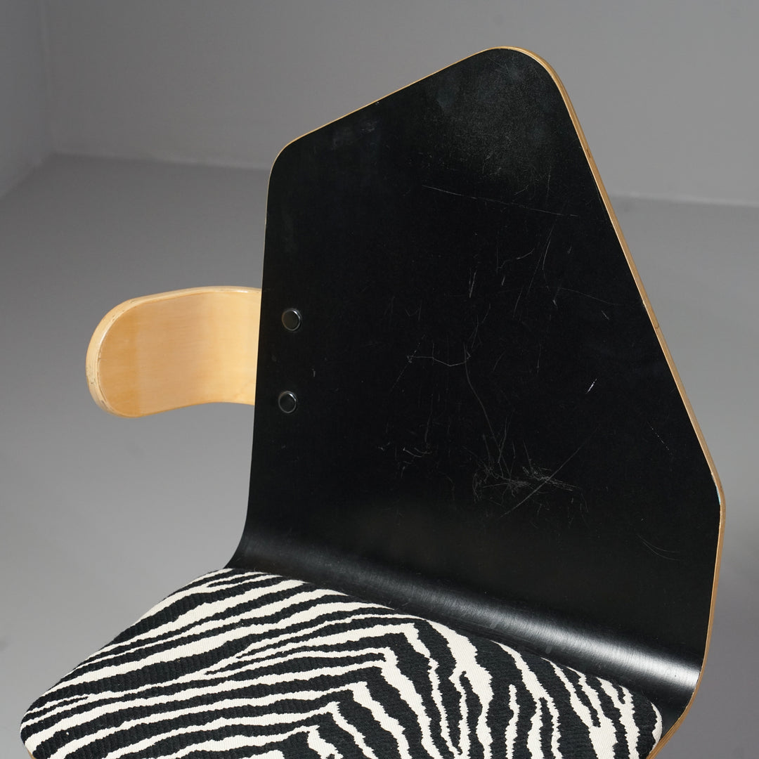 Model "Vino" chairs (5 pieces), Yrjö Kukkapuro, Avarte, 1980s