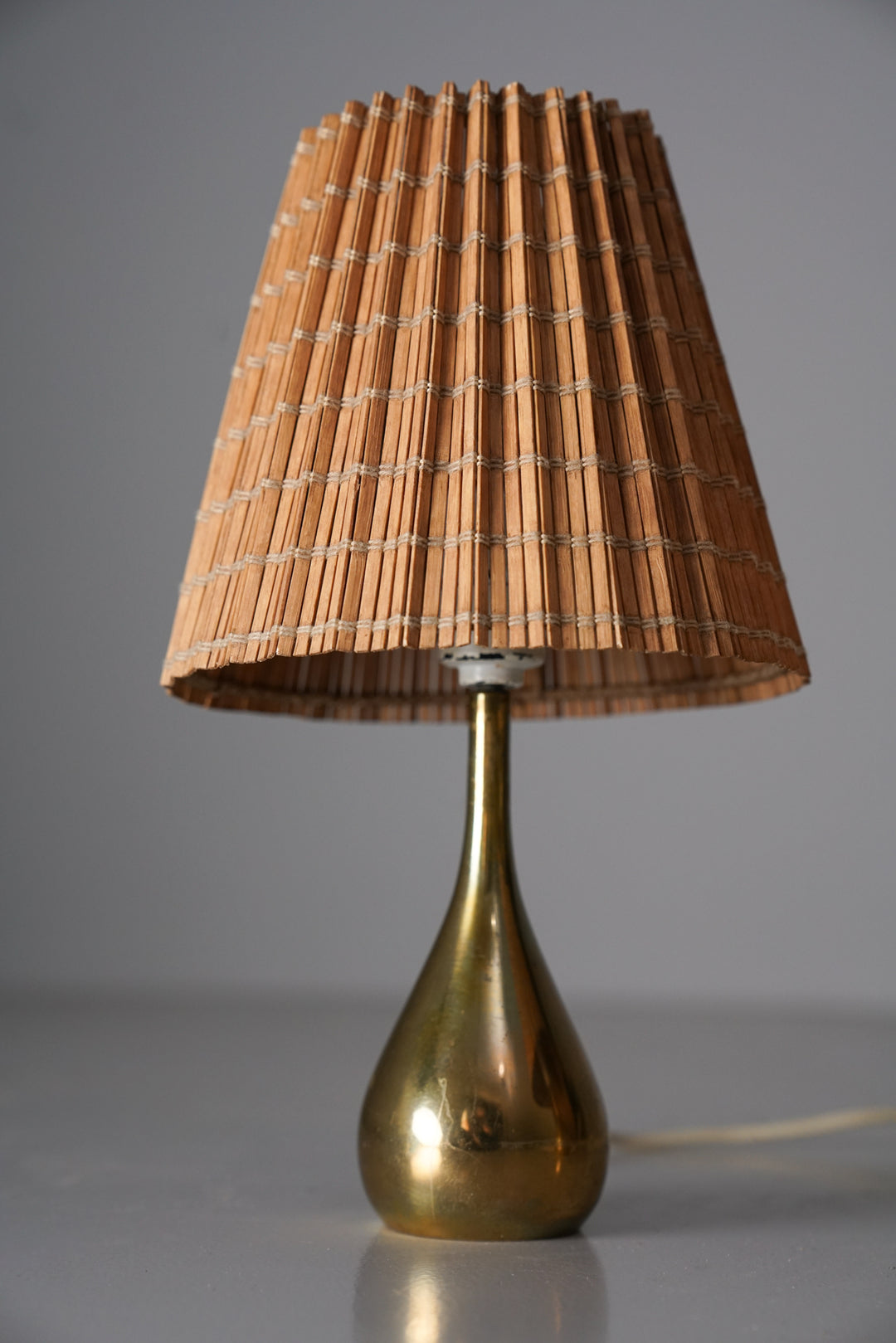 Pair of model 61046 Drop table lamps, Mauri Almari, Idman, 1950s
